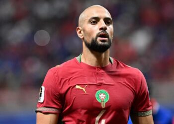 Bondscoach Mohamed Ouahbi tijdens persconferentie over Sofyan Amrabat.