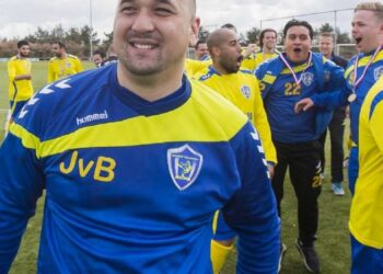 Quiermo Dumay na de klap tijdens de derby tegen GVVV