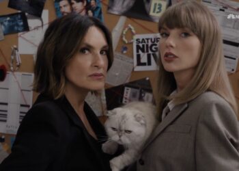 Taylor Swift in een schets van Law & Order: SVU tijdens de Emmys.