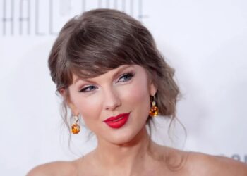 Taylor Swift tijdens de Songwriters Hall of Fame Induction